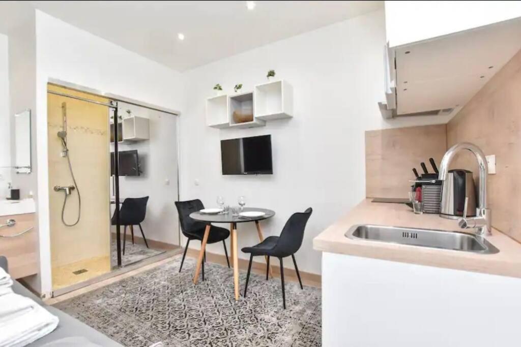 Апартаменты Studio Special Jo - Pigalle - Montmartre - Republique - 2 Pers Париж Экстерьер фото